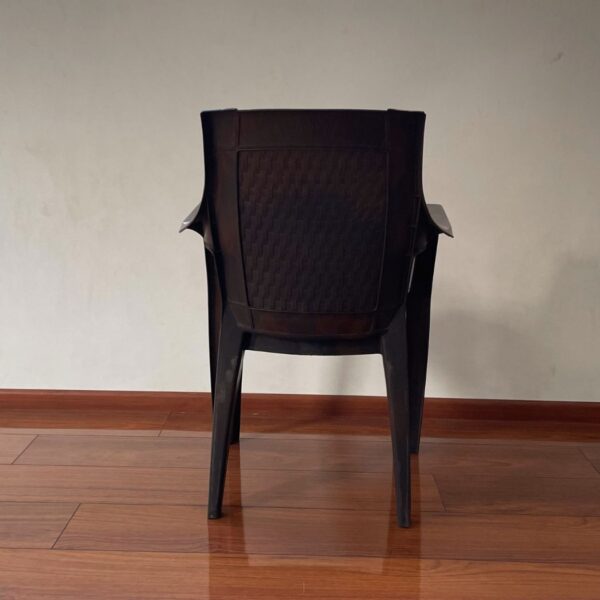 Avro Medium back chair