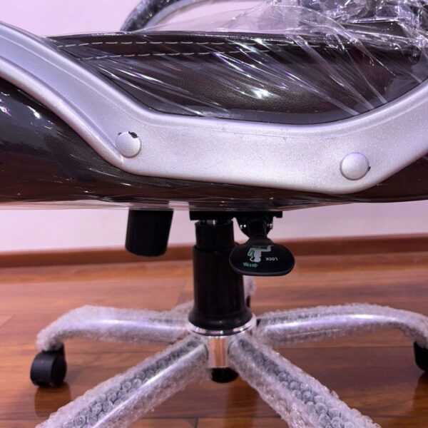 Premium executive office chair